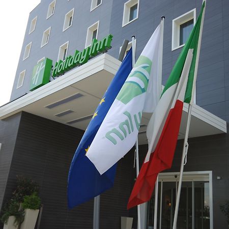 Holiday Inn Milan Nord Zara, An Ihg Hotel Cinisello Balsamo Exterior photo