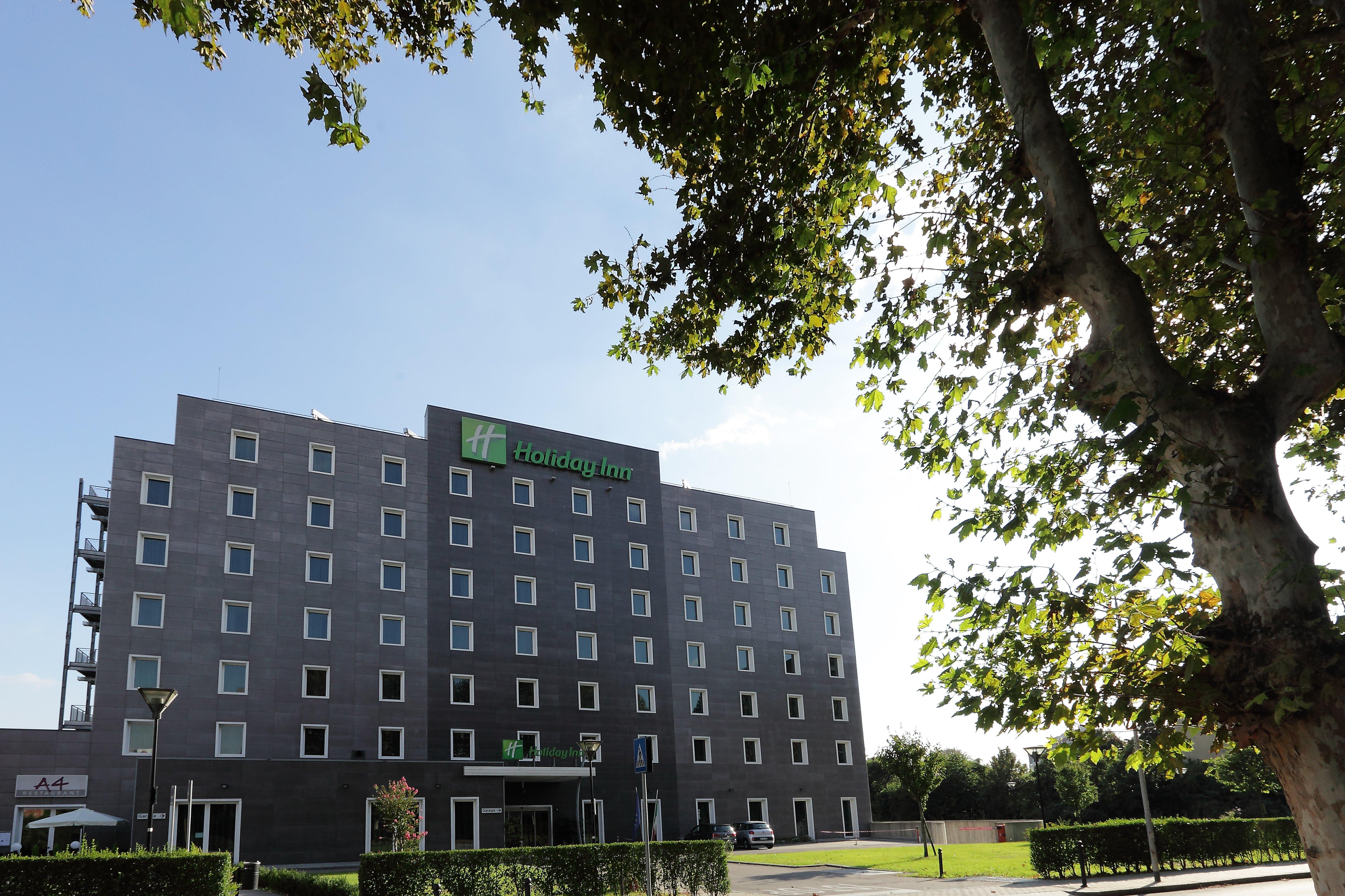 Holiday Inn Milan Nord Zara, An Ihg Hotel Cinisello Balsamo Exterior photo